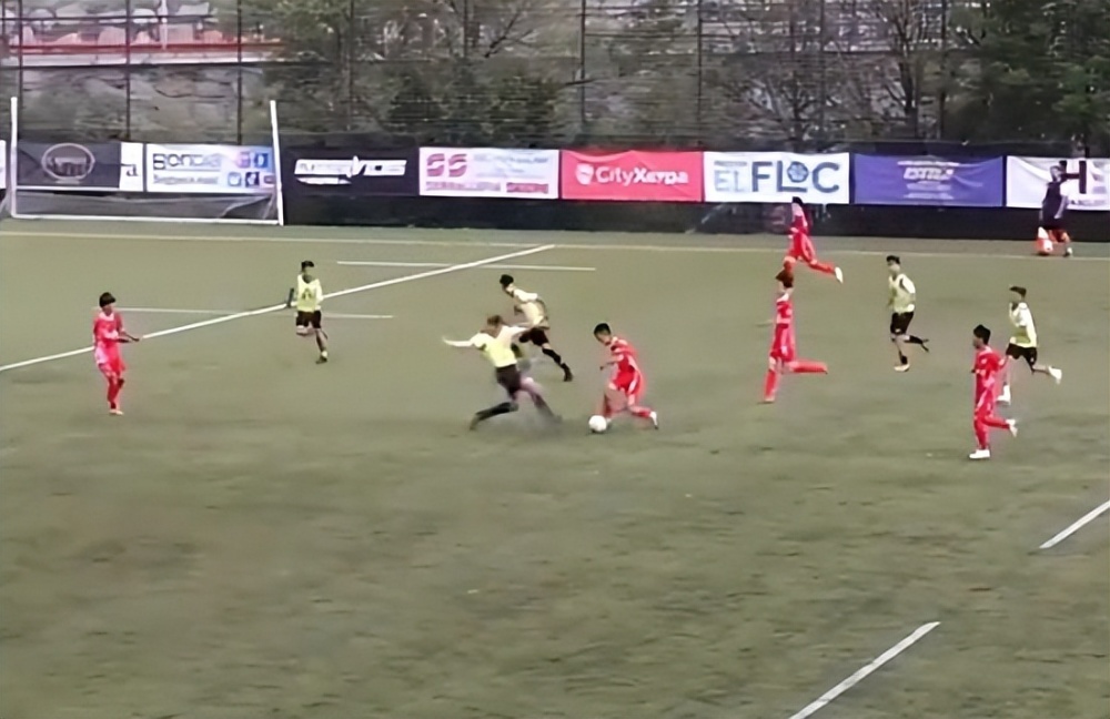  青训小将崛起，替补登场绝杀对手