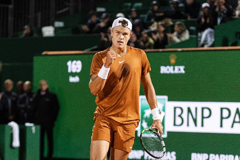  辛纳发球火力全开，蒙特利尔站斩获生涯首冠