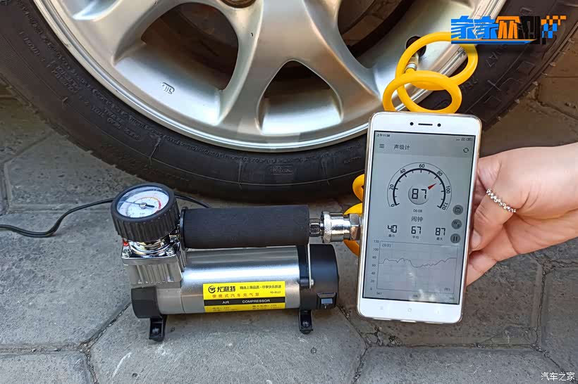  新型碳纤维球拍发布，科技赋能提升击球旋转速度  